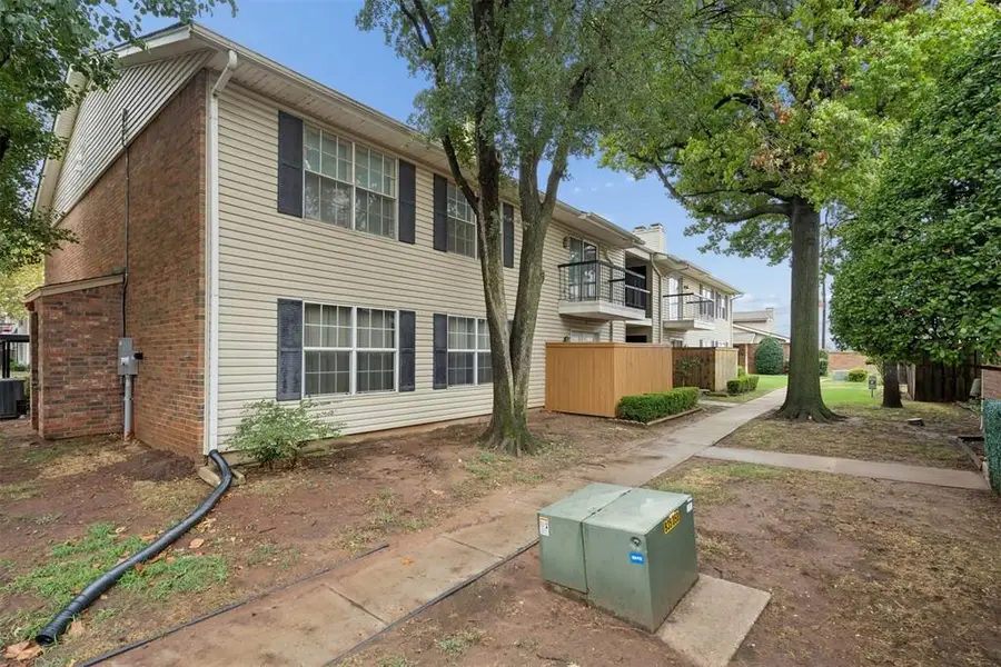 3200 W Britton Road #208, Oklahoma City, OK 73120 - #2