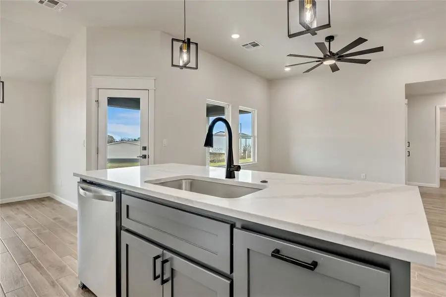 502 Grand Sycamore Drive, Washington, OK 73093 - #3