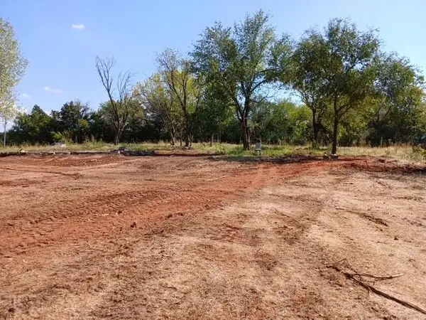 9411 Henley Avenue, Oklahoma City, OK 73131
