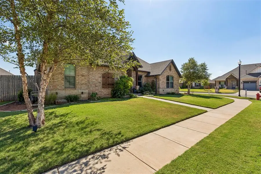 12112 SW 48th Street, Mustang, OK 73064 - #3