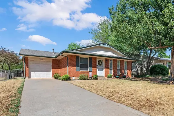 705 Scott Drive, Edmond, OK 73013