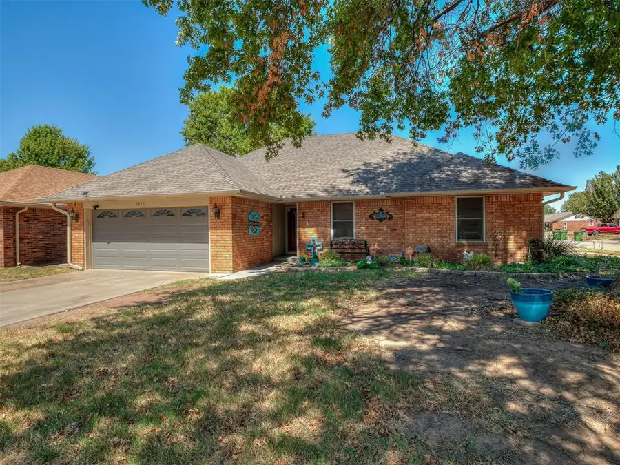 1425 Chimney Hill Road, Yukon, OK 73099 - #2