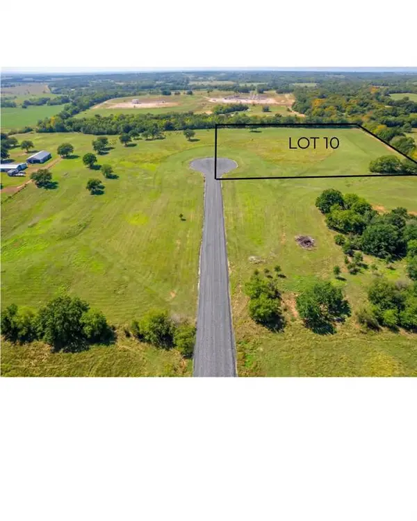 2180 Hilltop Lane, Blanchard, OK 73010