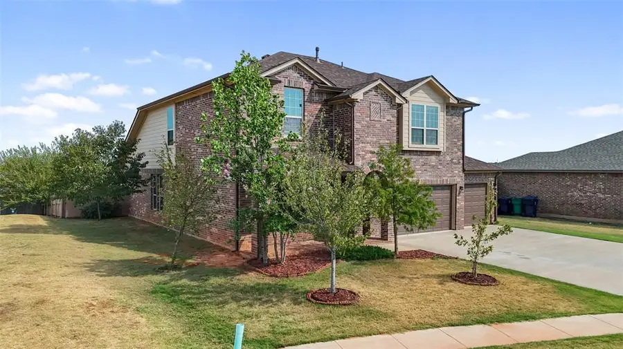 3504 W Sadie Drive, Yukon, OK 73099 - #2