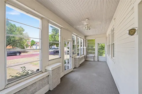315 W Vilas Avenue, Guthrie, OK 73044