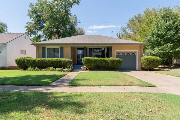 725 N Ash, Pauls Valley, OK 73075