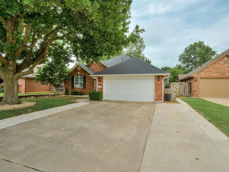 4932 Baker Street, Norman, OK 73072 - #2