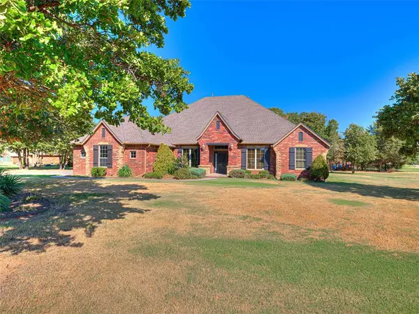 13439 Prestwick Circle, Choctaw, OK 73020