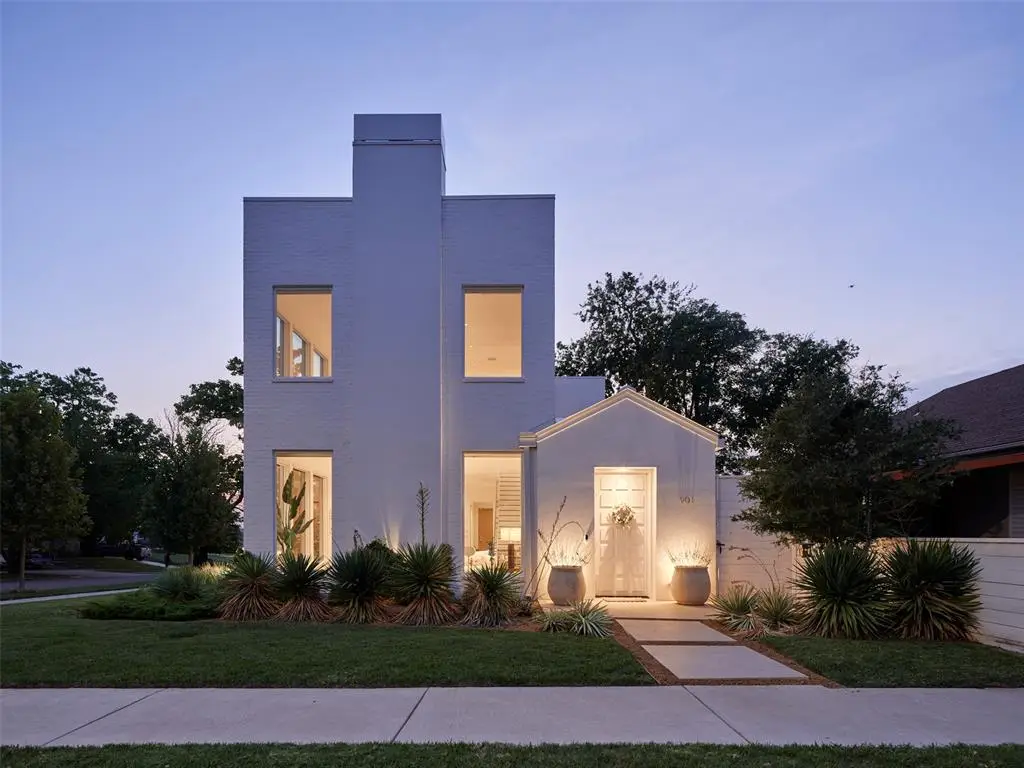 901 N Francis Avenue, Oklahoma City, OK 73106 - #1
