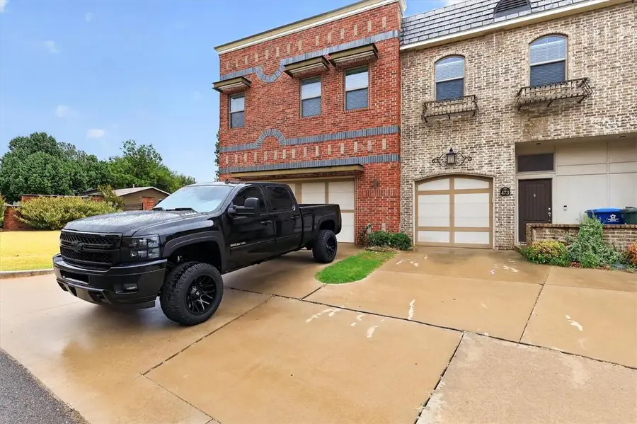 471 S Fretz Avenue, Edmond, OK 73003 - #2