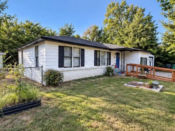222 S Cook Avenue, Norman, OK 73071