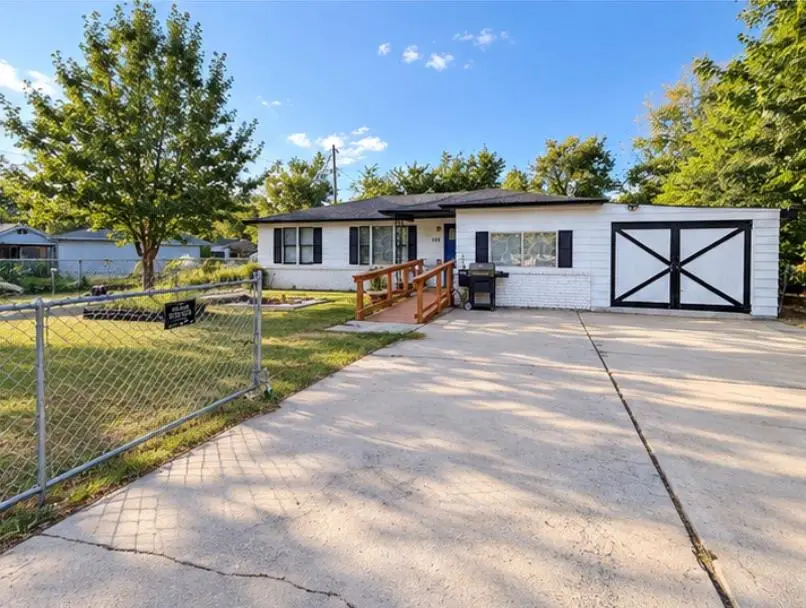 222 S Cook Avenue, Norman, OK 73071 - #3