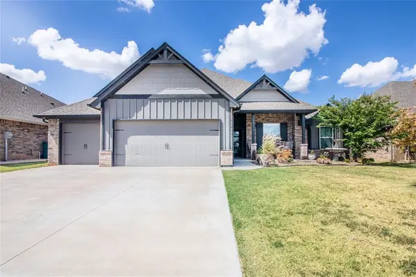 713 Bison Crossing Drive, Yukon, OK 73099