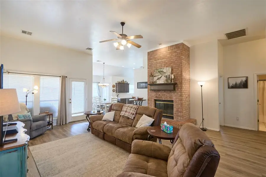 4701 Deer Ridge Boulevard, Yukon, OK 73099 - #2