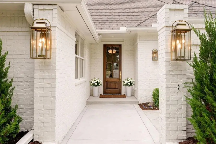 1409 Glenbrook Terrace, Nichols Hills, OK 73116 - #3
