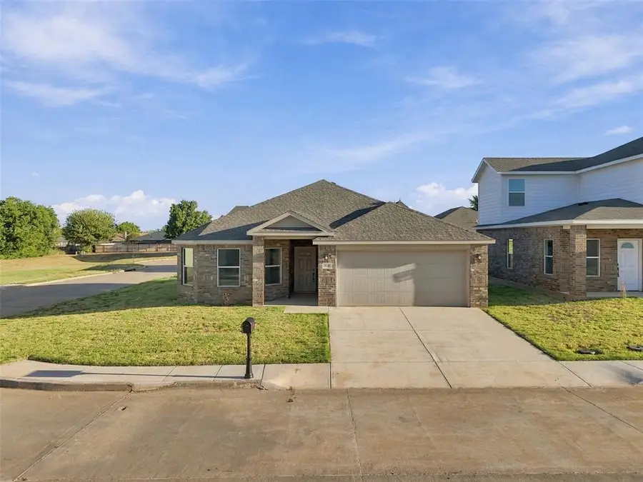 808 Venice Court, Kingfisher, OK 73750 - #2