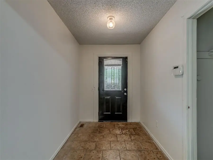 1101 Lapwing Road, Edmond, OK 73003 - #3