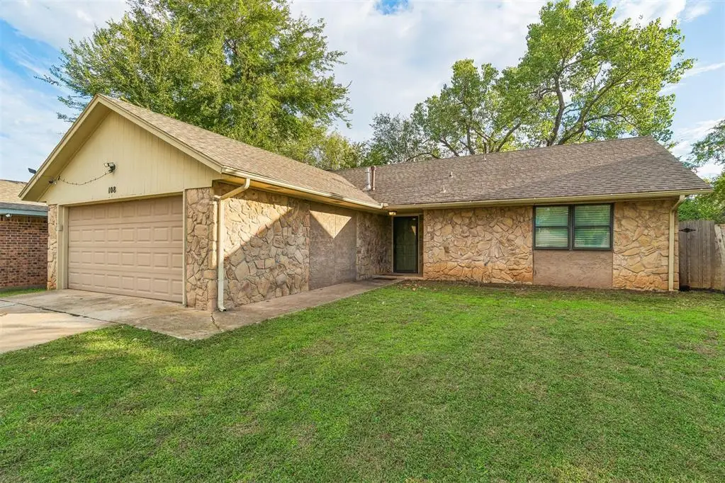 108 Cambridge Drive, Midwest City, OK 73110 - #1