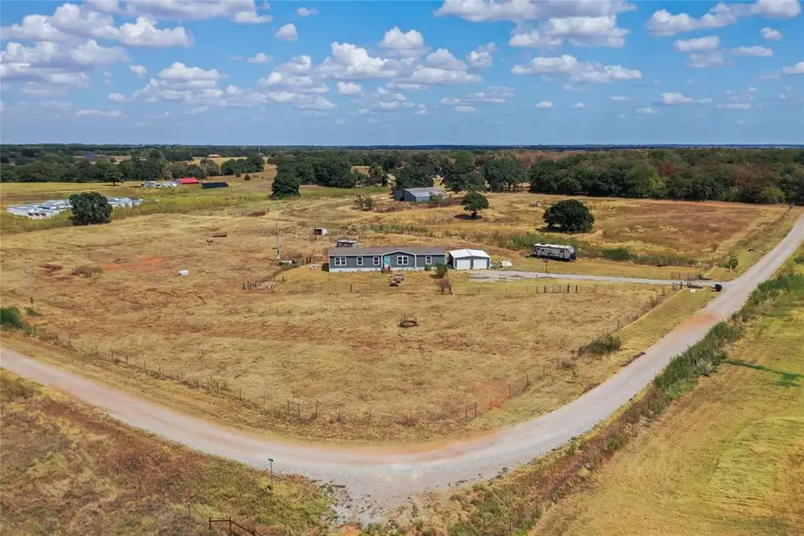 10655 192nd Street, Lindsay, OK 73052 - #2
