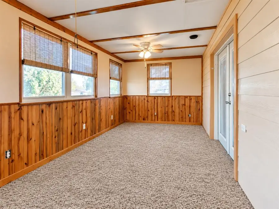 4015 N Chapman Avenue, Shawnee, OK 74804 - #2