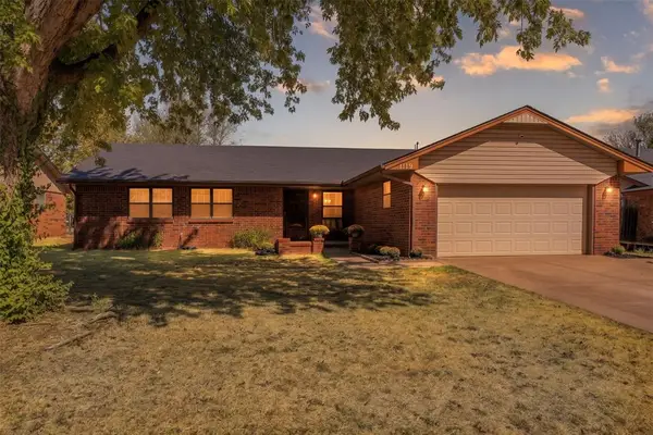 1119 W Johnathan Way, Mustang, OK 73064