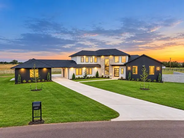 13517 Timber Ridge Lakes Boulevard, Yukon, OK 73099