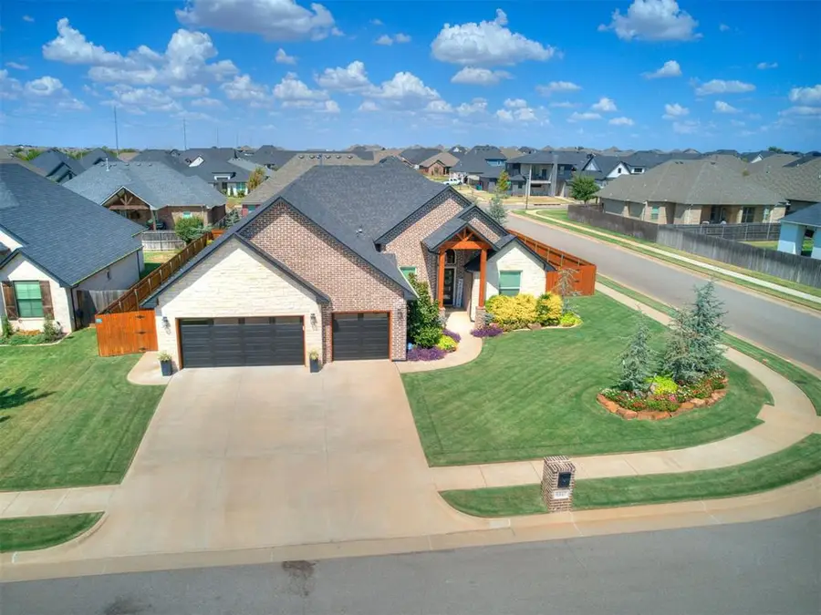 9317 NW 82nd Street, Yukon, OK 73099 - #2