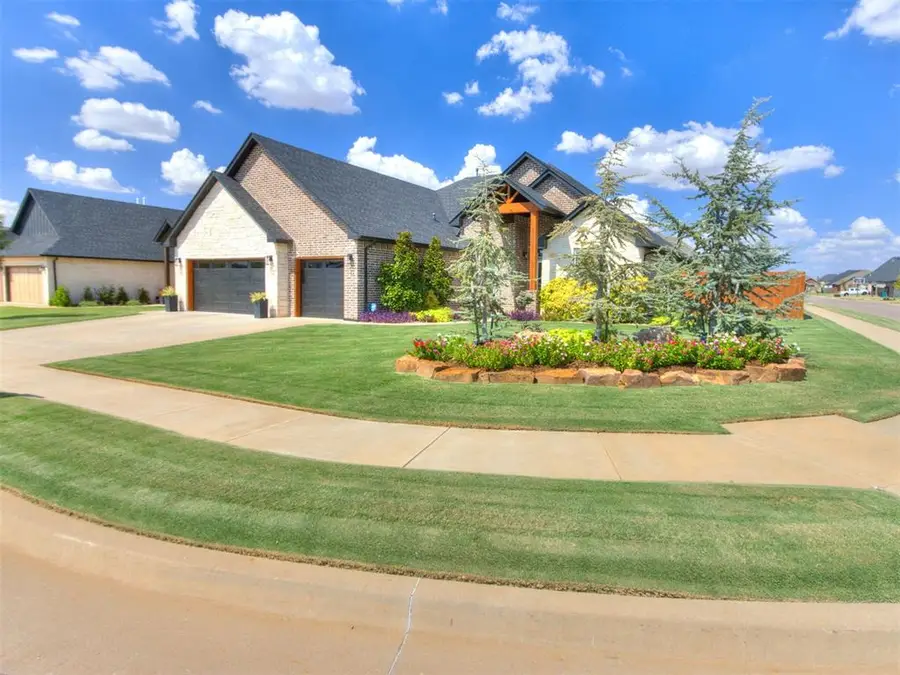 9317 NW 82nd Street, Yukon, OK 73099 - #3