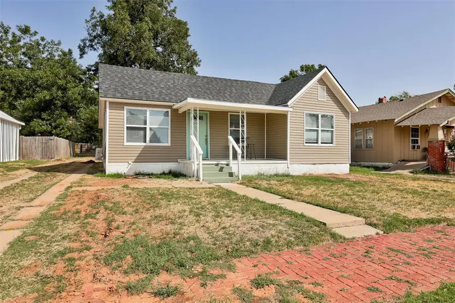 414 E Perkins Avenue, Guthrie, OK 73044 - #2