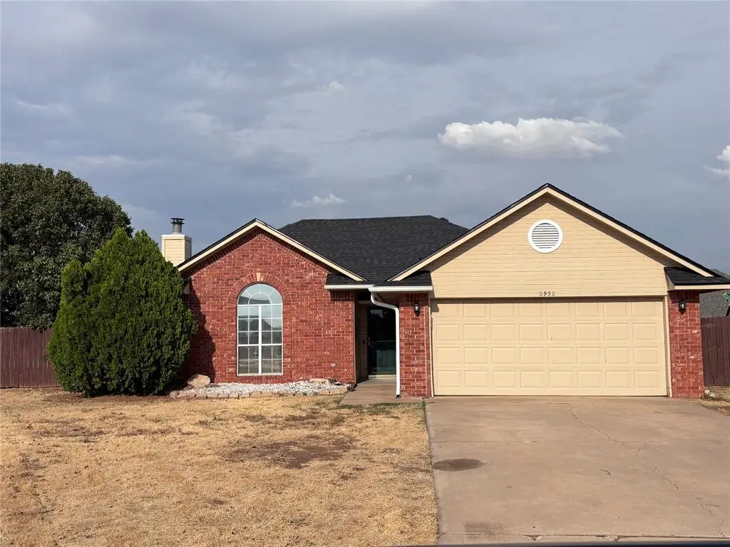 2932 Laurel Circle, Altus, OK 73521 - #1