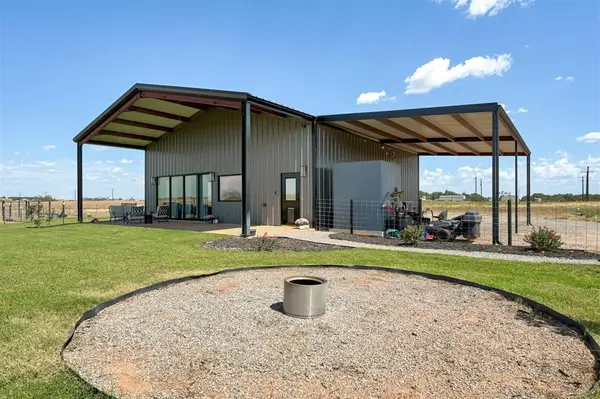 20352 N 2990 Road, Crescent, OK 73028
