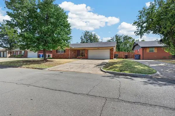 1928 Lanesboro Drive, Oklahoma City, OK 73120