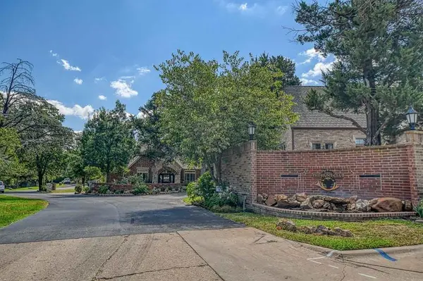 2521 Mcgee Drive #5, Norman, OK 73072