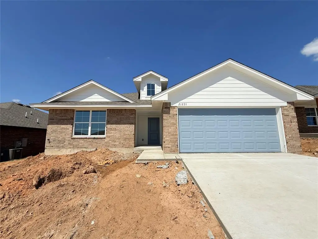 21231 SE 32nd Street, Harrah, OK 73045 - #1