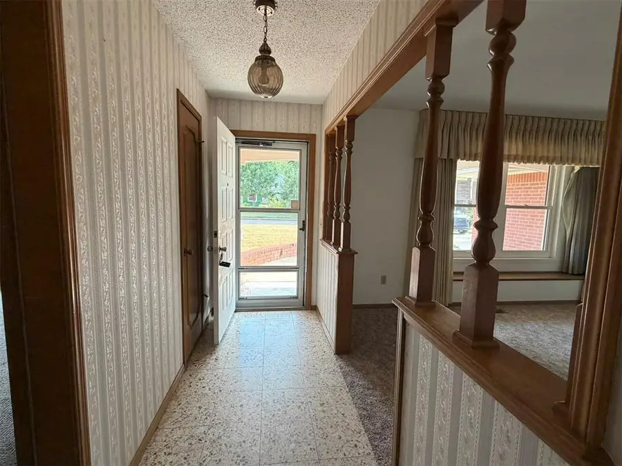 8309 NW 25th Street, Bethany, OK 73008 - #2