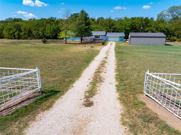 11403 NS 3520 Road, Earlsboro, OK 74840