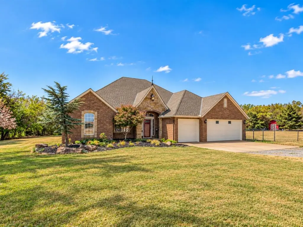 2805 NE Edmond Road, Piedmont, OK 73078 - #1