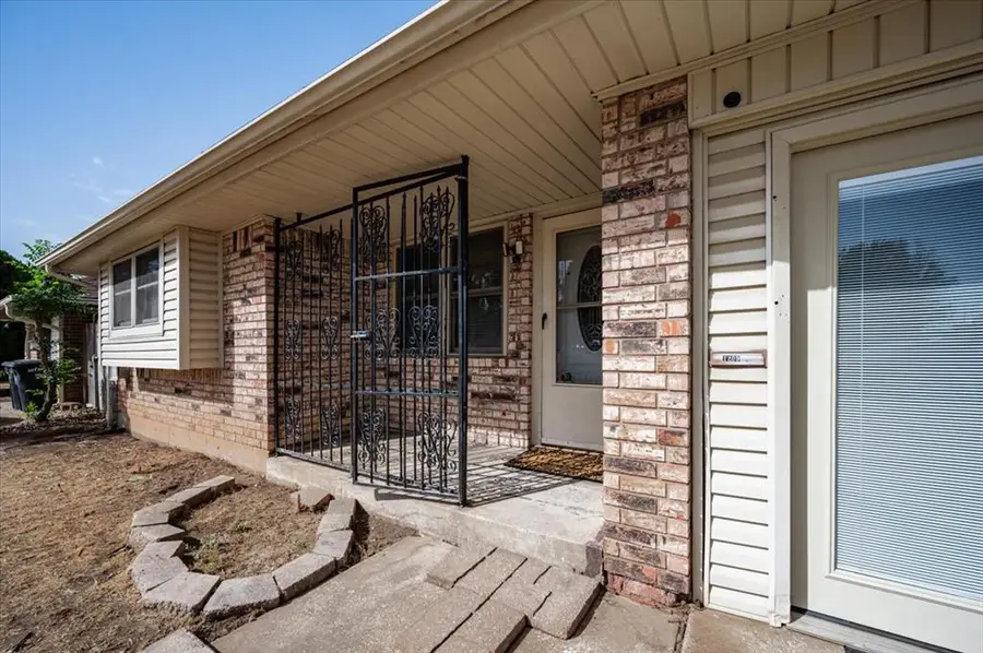 1209 Lawton, Oklahoma City, OK 73160 - #2