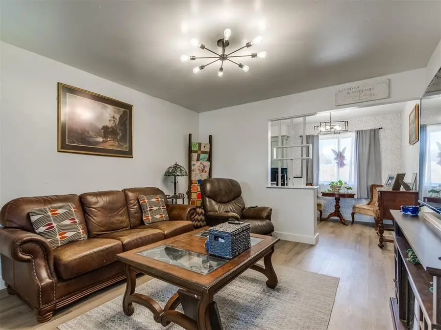 907 SW 3rd Street, Oklahoma City, OK 73160 - #3