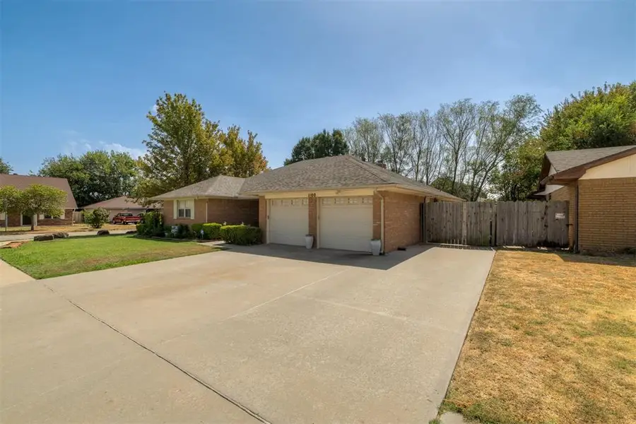 1100 SW 91st Street, Oklahoma City, OK 73139 - #2