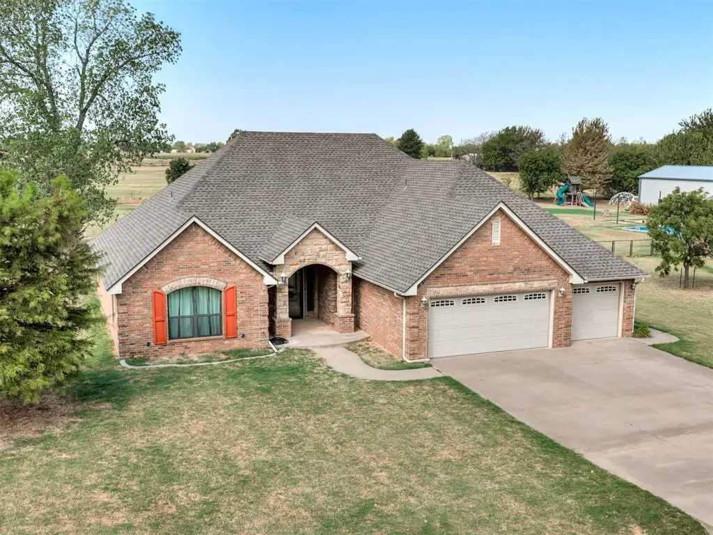 4713 Horizon Boulevard, Yukon, OK 73099 - #1