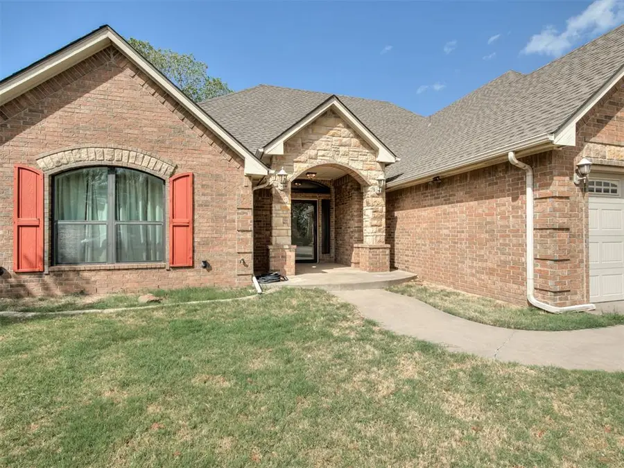 4713 Horizon Boulevard, Yukon, OK 73099 - #3