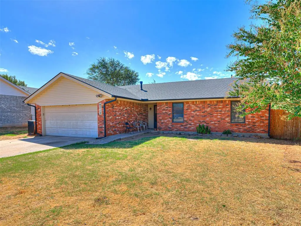 8712 Oakridge Drive, Midwest City, OK 73110 - #1