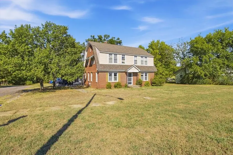 331 S Broadway Street, Konawa, OK 74849 - #2