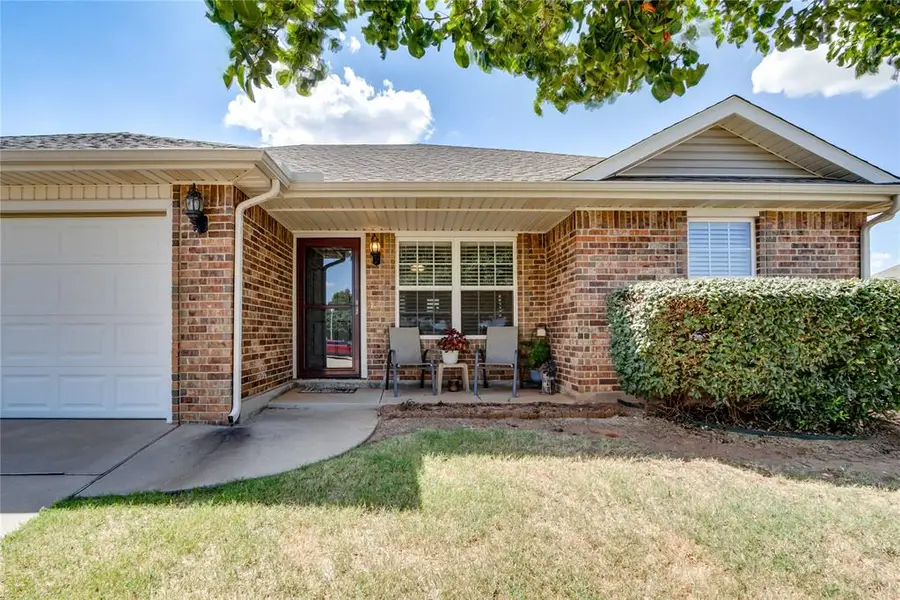 404 Jb Street, Yukon, OK 73099 - #2