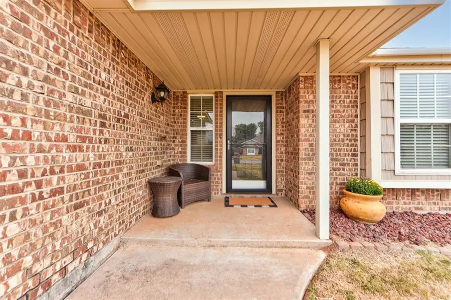 2302 W Bradford Circle, Newcastle, OK 73065 - #2