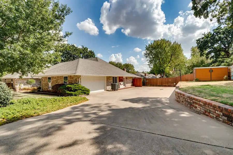 8230 NW 18th Street, Oklahoma City, OK 73127 - #3
