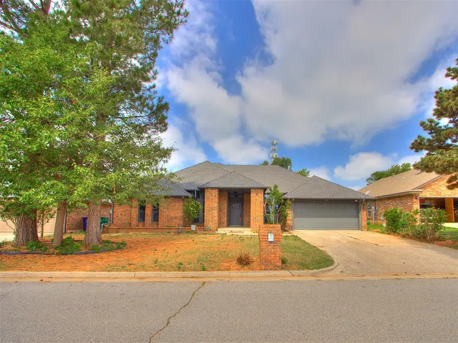 209 Tumbleweed Road, Yukon, OK 73099 - #3
