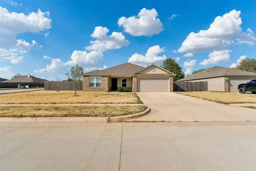 637 W Ava Drive, Mustang, OK 73064 - #2