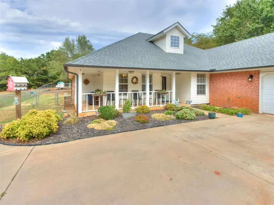 18901 Courtney Lane, Newalla, OK 74857 - #2